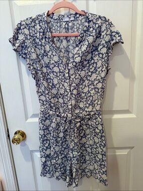 GAP Blue and White Floral Tie-Waist Romper size M